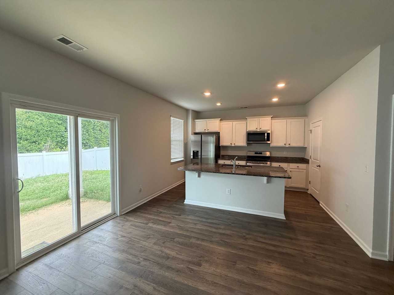 308 Emery Oak Dr - Photo 6 of 14