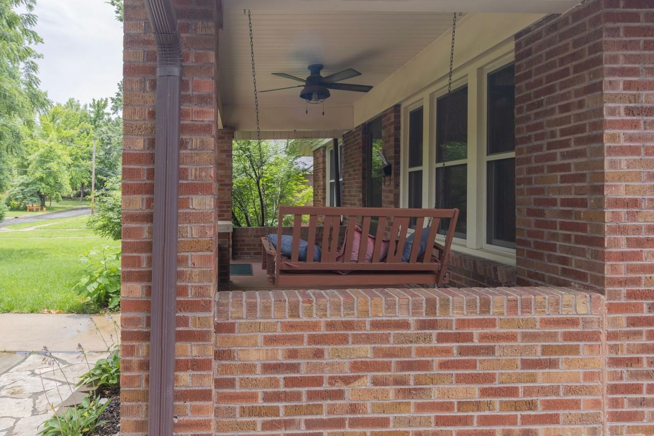 203 Edgewood Ave - Photo 2 of 36