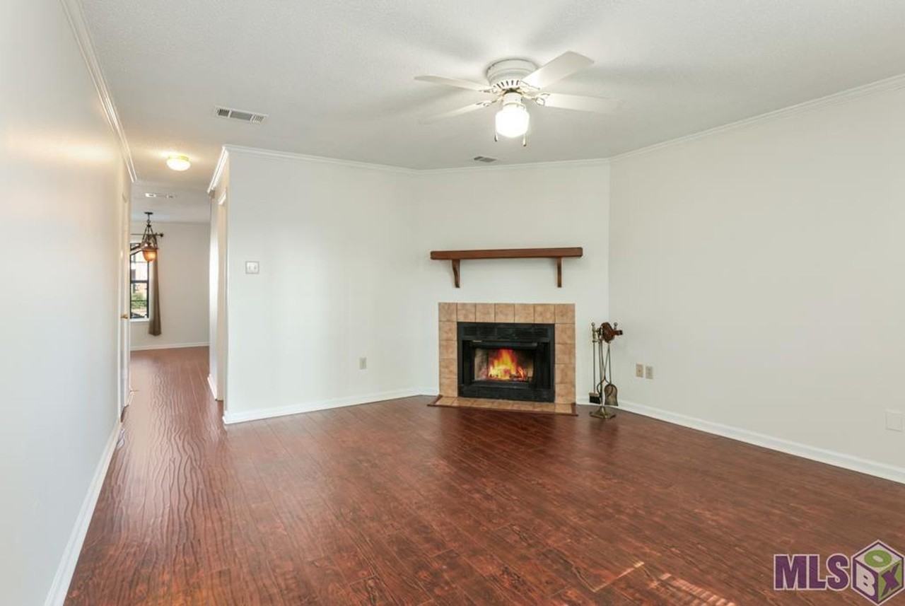 4625 Parkoaks Dr - Photo 3 of 25