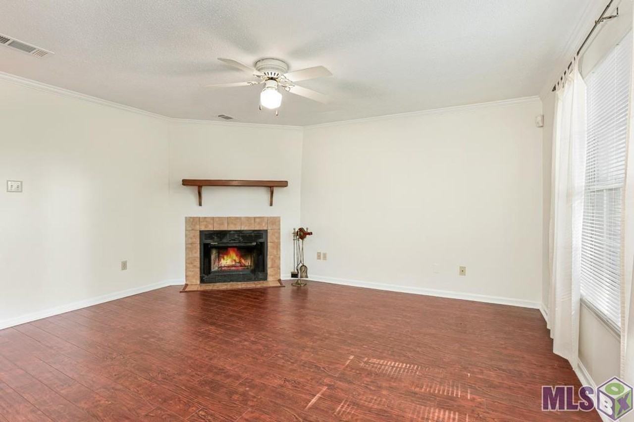 4625 Parkoaks Dr - Photo 5 of 25