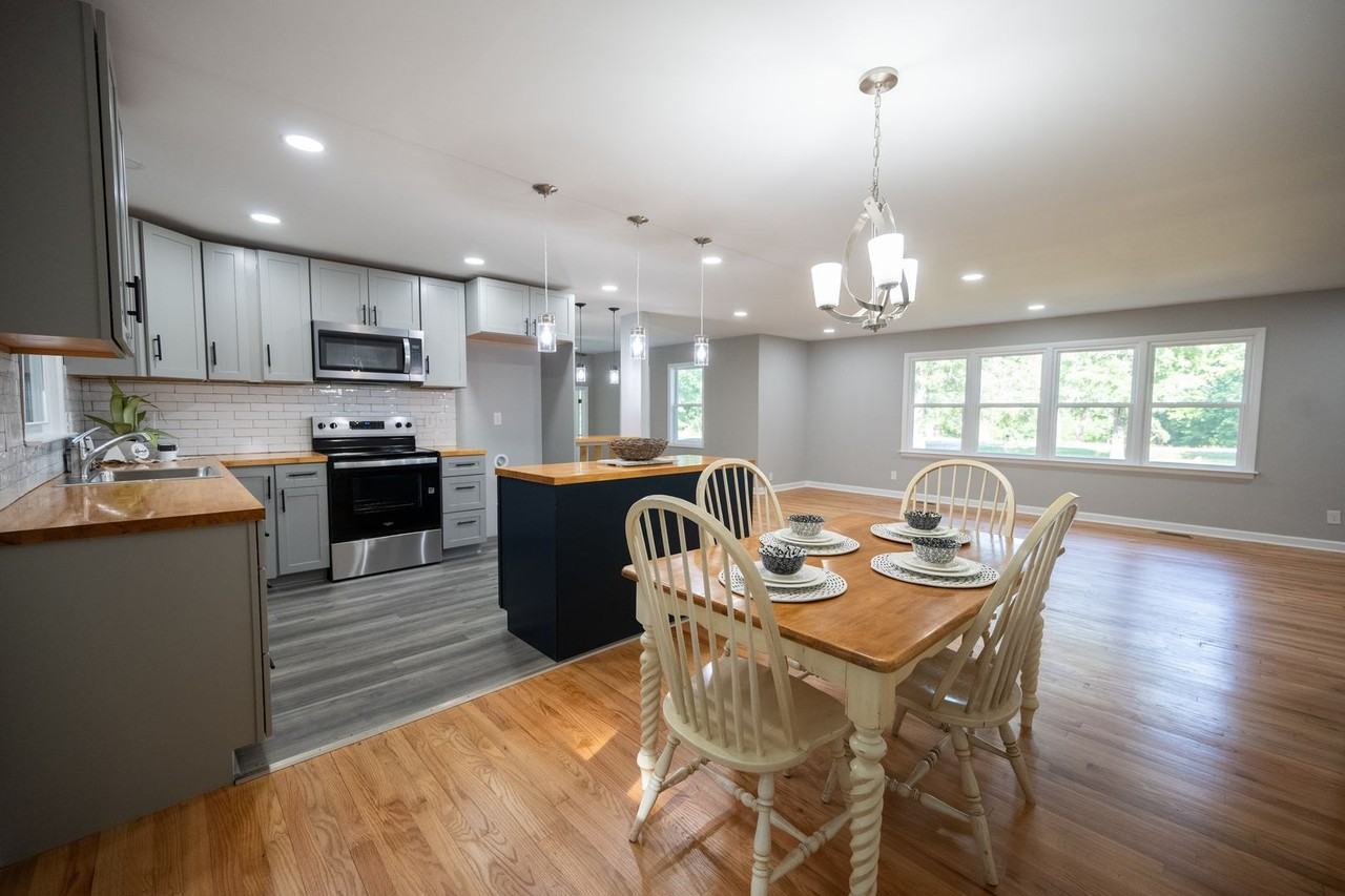 6561 Huntsboro Rd - Photo 2 of 50