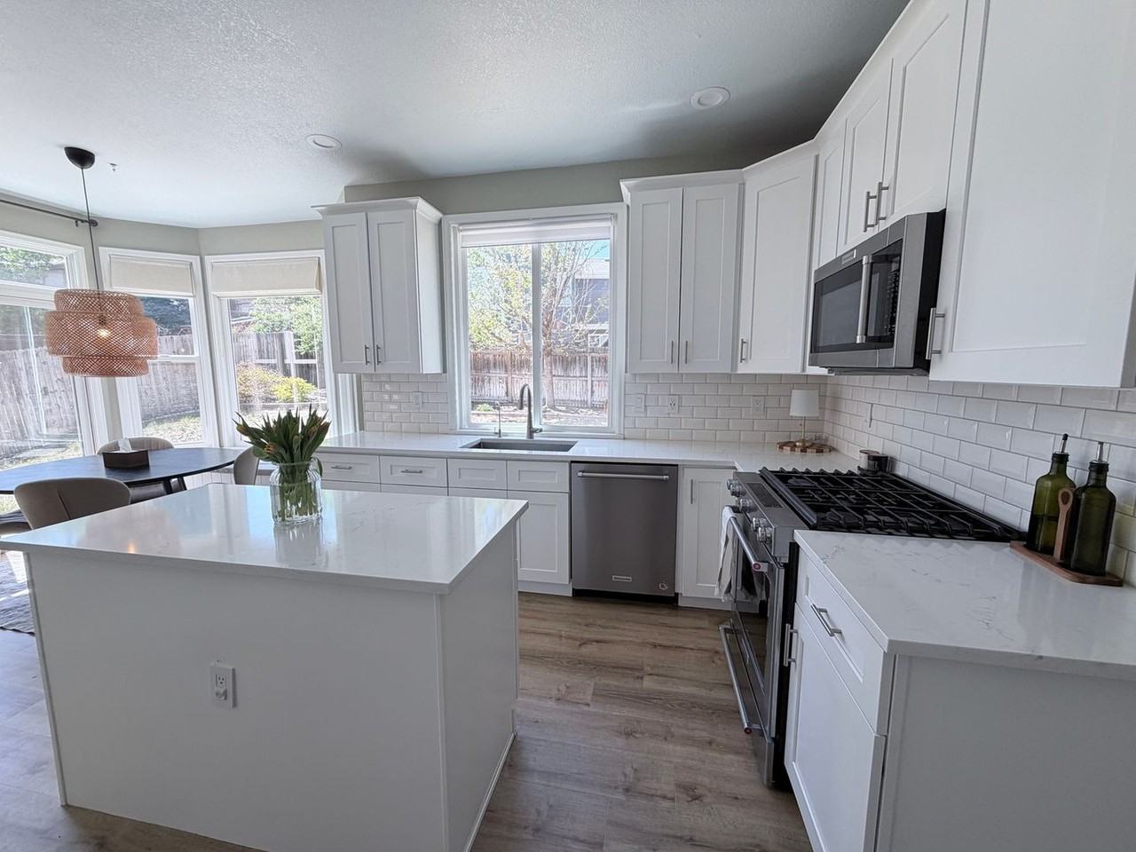 5381 S Dunkirk Way - Photo 6 of 30