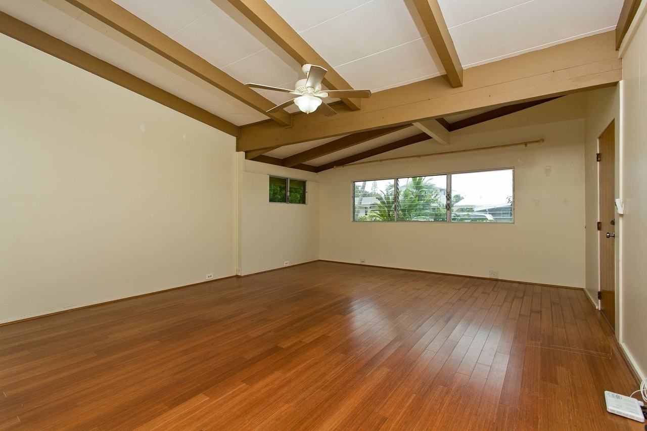523 Iliaina St - Photo 6 of 16