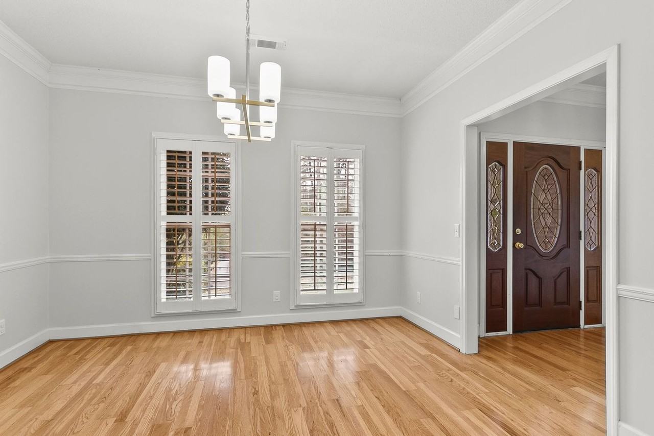 10495 Royal Points Dr - Photo 6 of 42