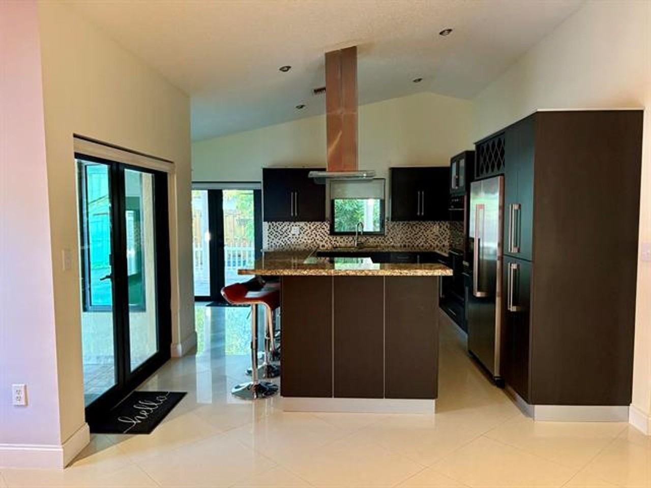 14776 Sw 138th Ter - Photo 2 of 40