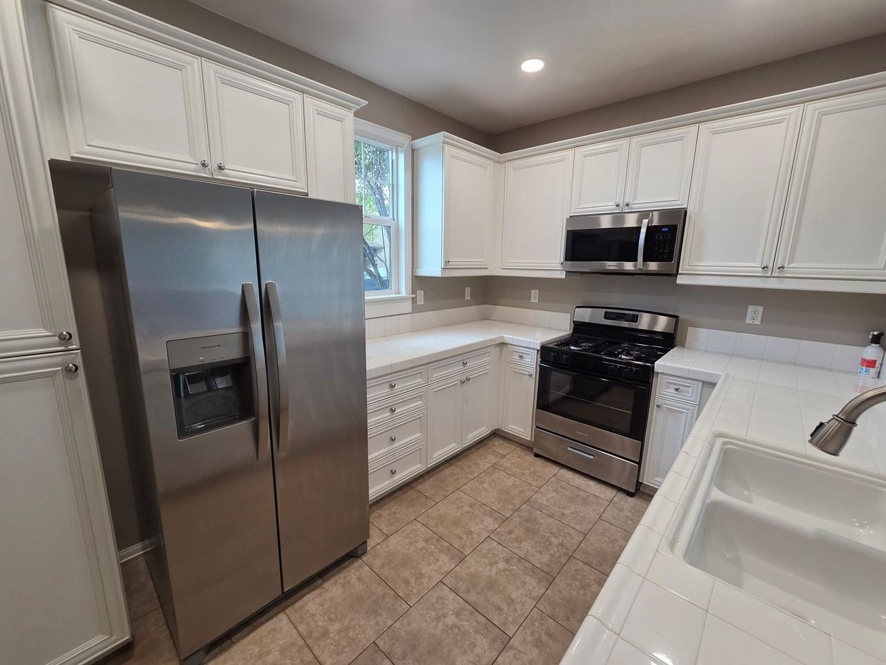 3603 Dunkirk Dr - Photo 3 of 22