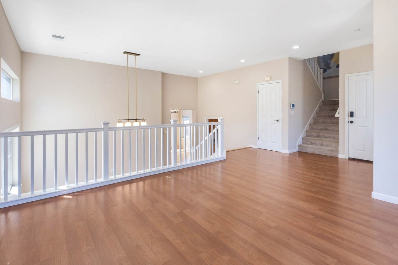 2902 Haddington Ct - Photo 7 of 50
