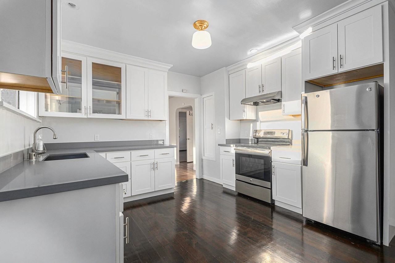 1118 High St - Photo 5 of 25