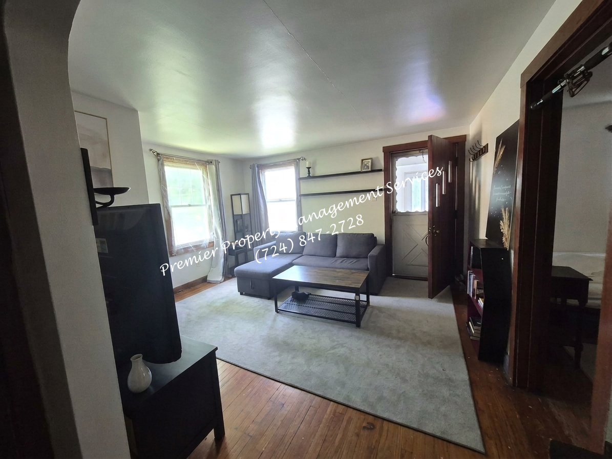506 47th Street - Photo 4 of 13