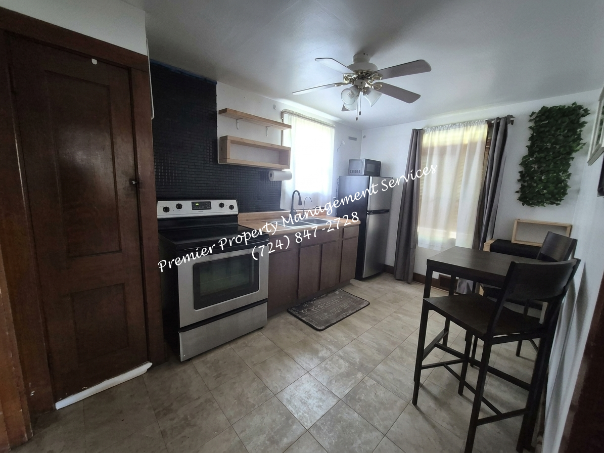 506 47th Street - Photo 7 of 13