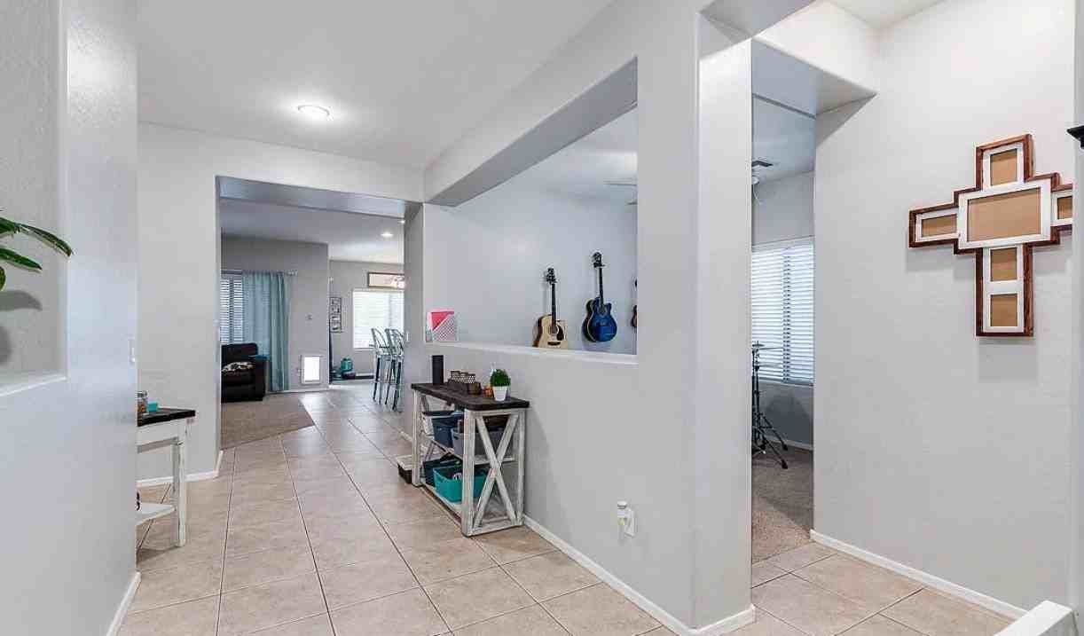 16283 West Desert Mirage Drive - Photo 3 of 10