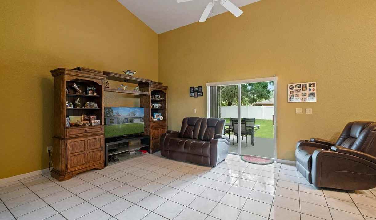 9042 Pemberton Street - Photo 2 of 13