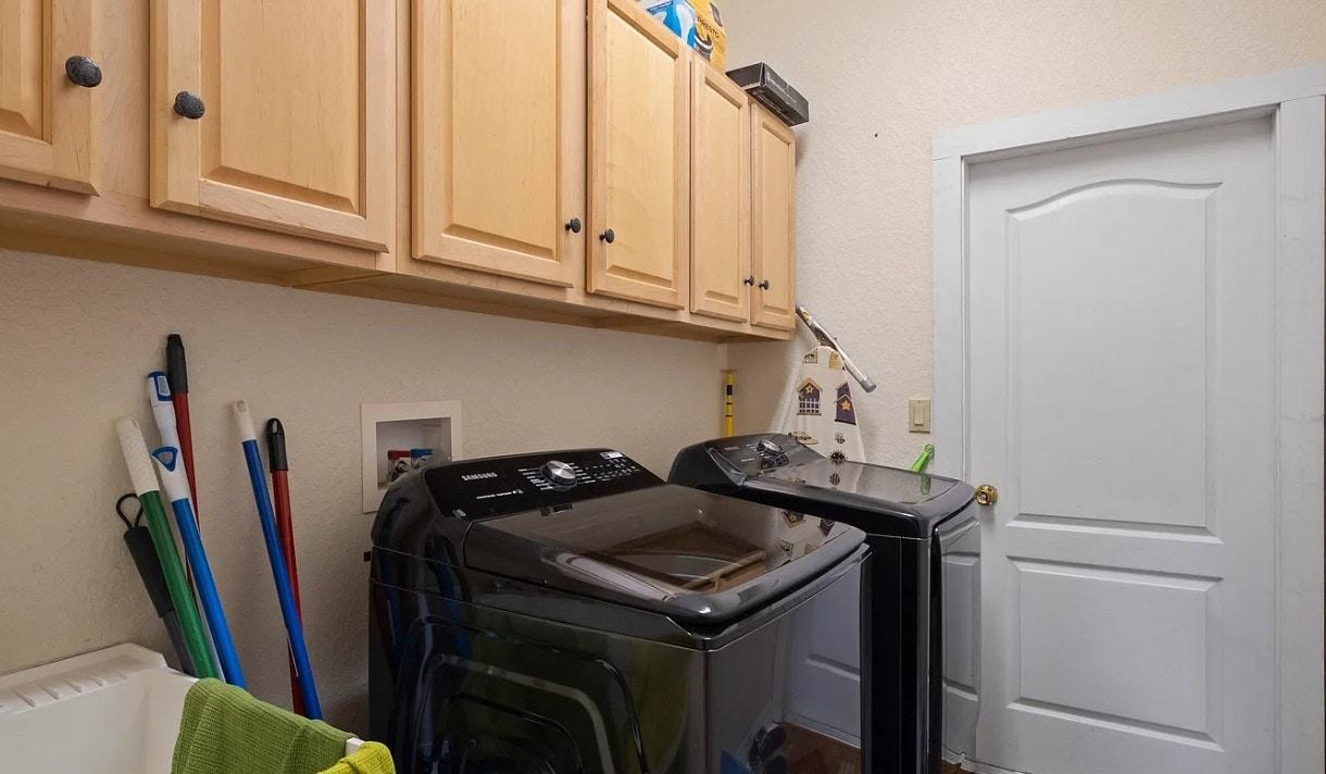 9042 Pemberton Street - Photo 7 of 13