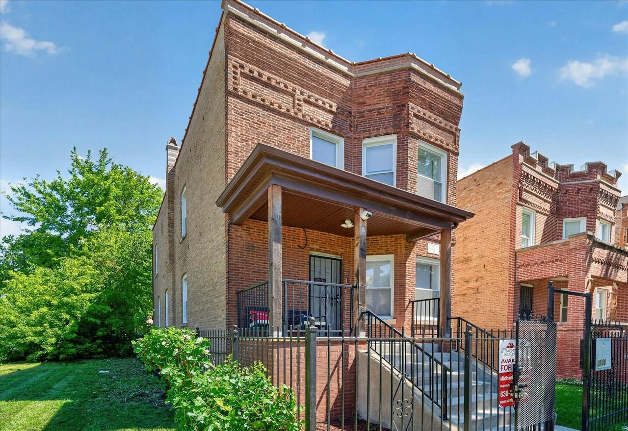 3622 West Franklin Boulevard, Unit Garden - Photo 2 of 50
