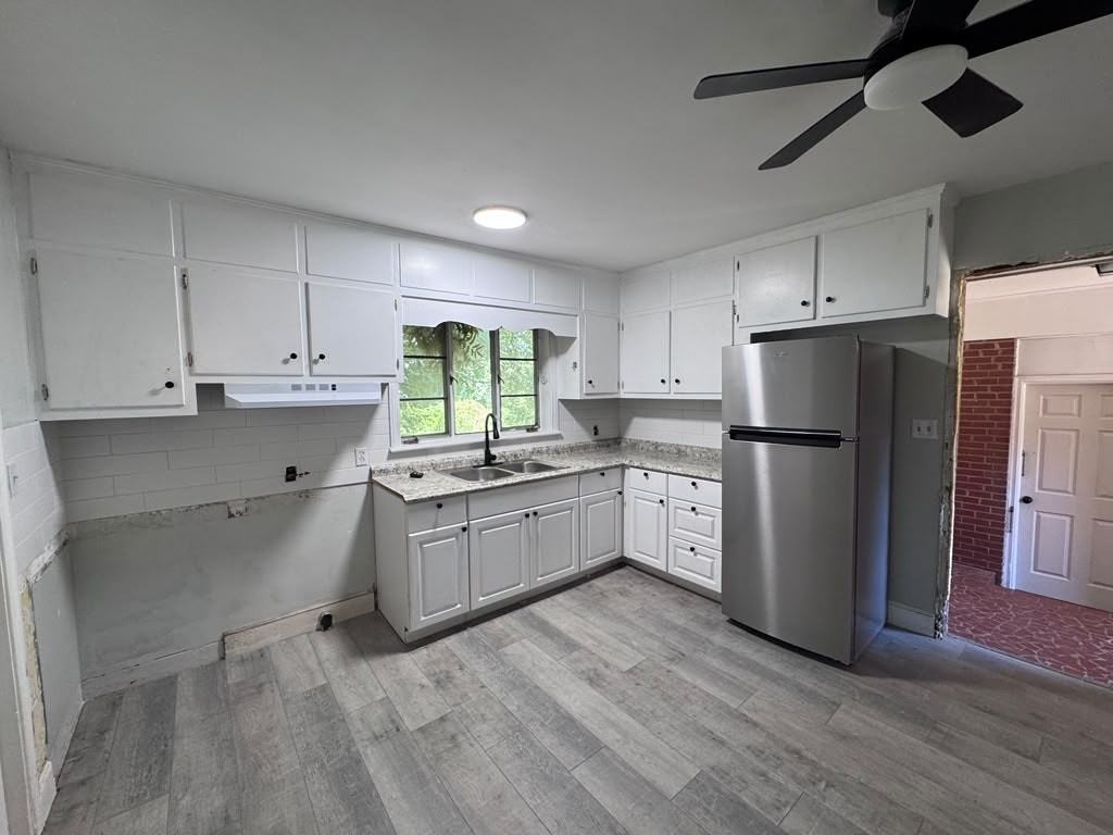 3223 Hines Chapel Road - Photo 3 of 16