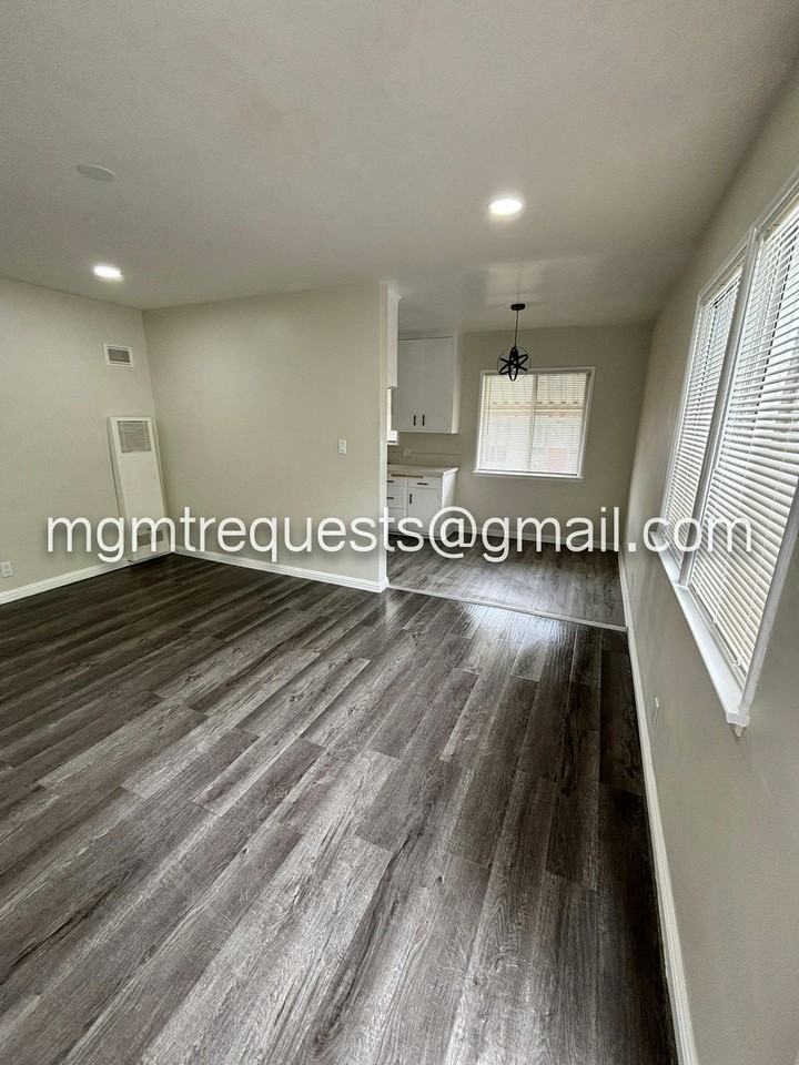 7641 Bright Ave, Unit C (top-frnt) - Photo 4 of 13