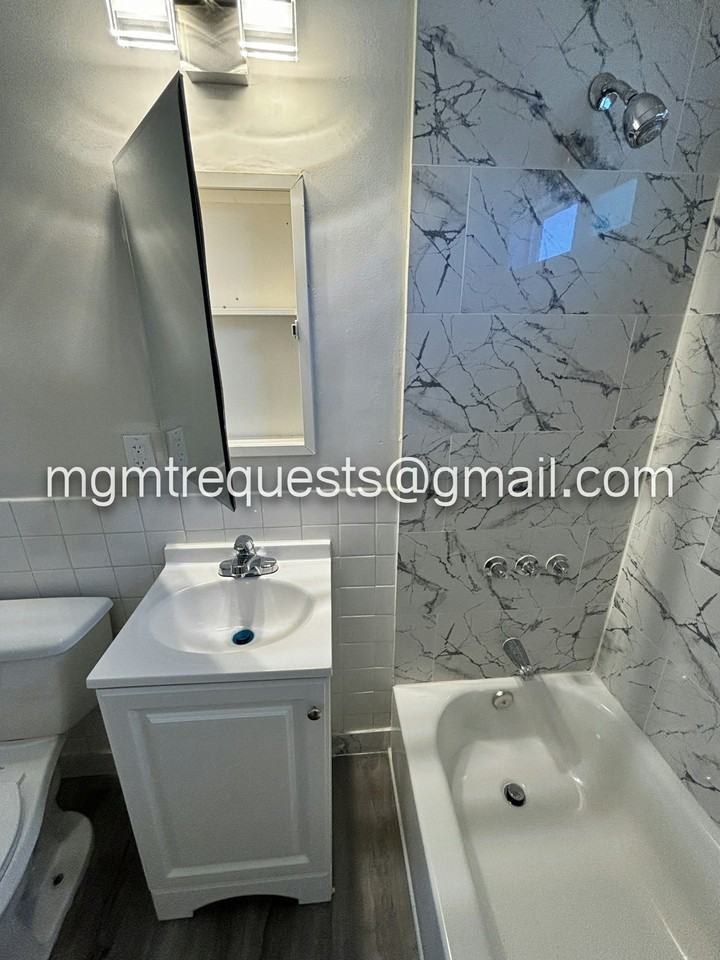 7641 Bright Ave, Unit C (top-frnt) - Photo 7 of 13