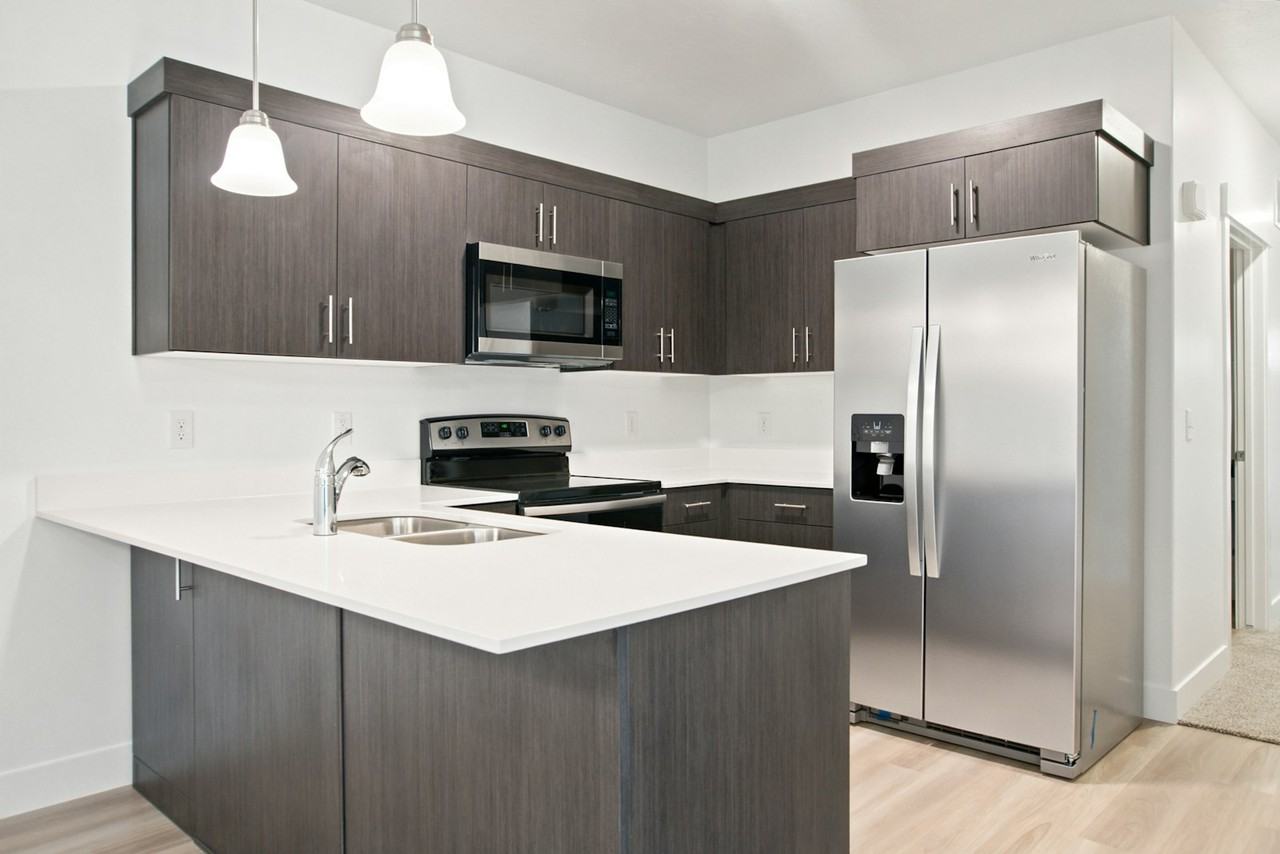 4661 S Poplar Way R202, Unit R202 - Photo 4 of 13