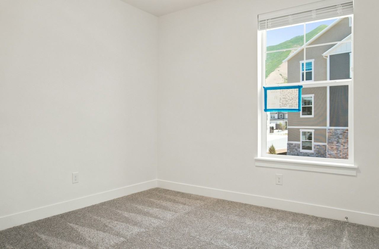 4661 S Poplar Way R202, Unit R202 - Photo 6 of 13