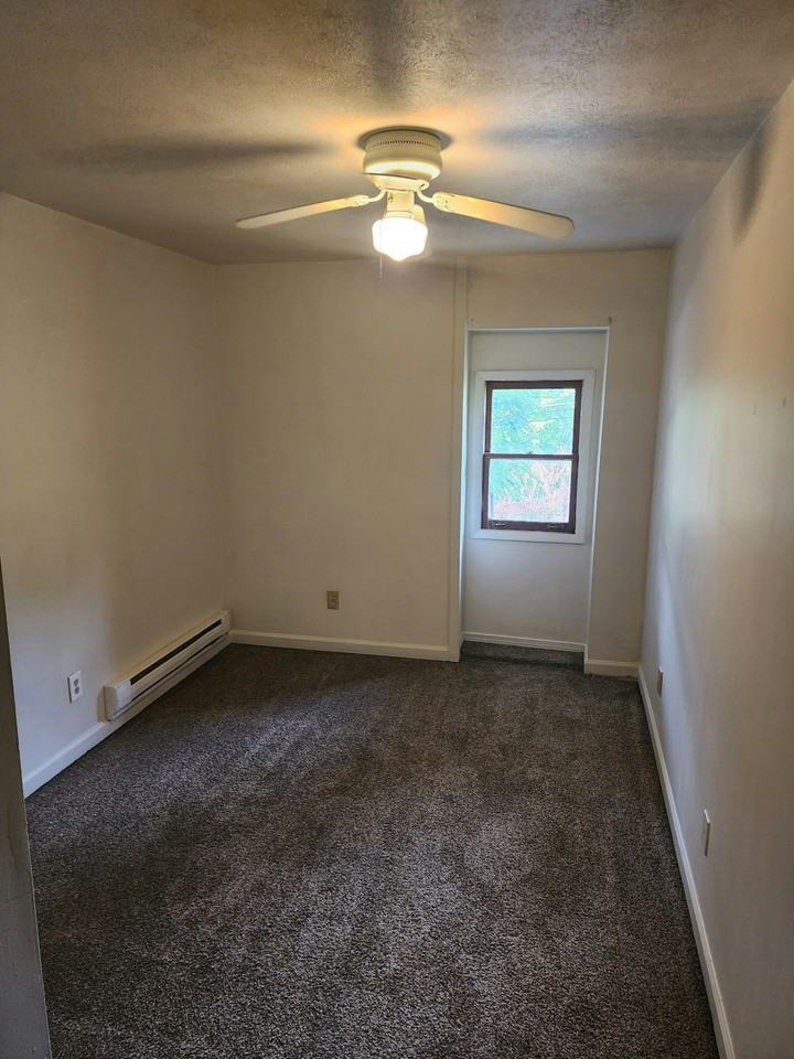 5 East Division Street, Unit 1 - Photo 5 of 8