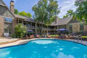 featured image of 3002 E 51st St