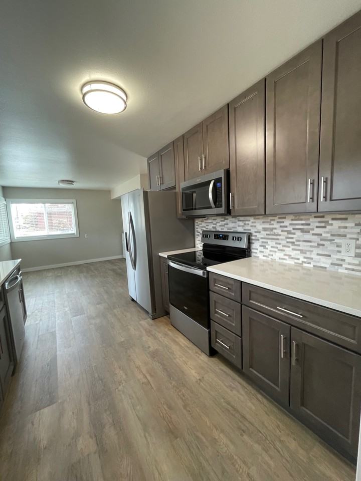 4124 S Helena St #NA - Photo 6 of 21