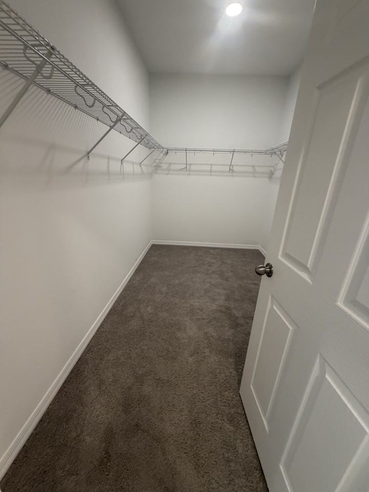 11996 Hilltop Farms Dr #NA - Photo 5 of 14