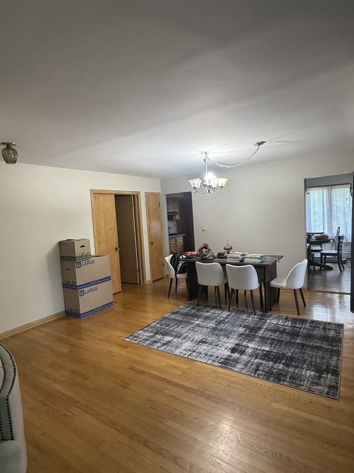1121 N Northwest Hwy #3 - Photo 4 of 14