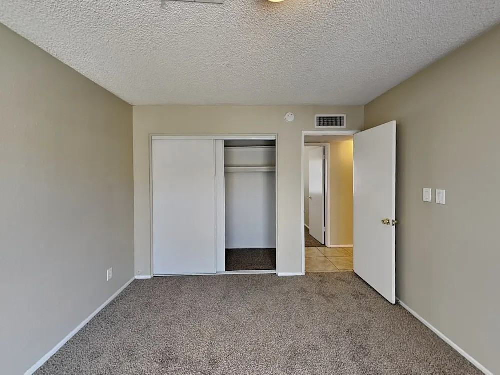 4135 N 81st Ave #NA - Photo 5 of 12
