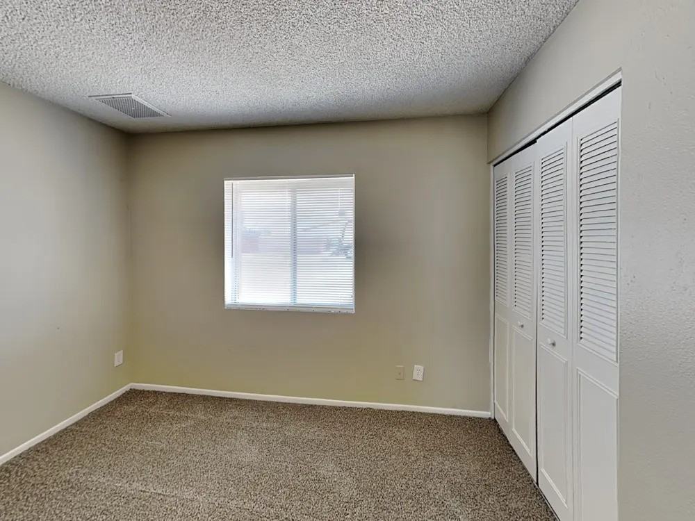 4135 N 81st Ave #NA - Photo 6 of 12