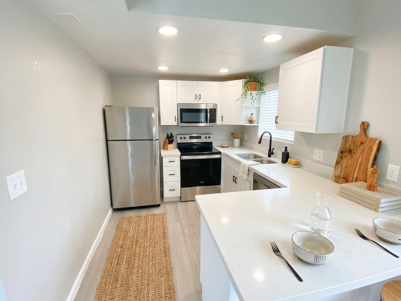 3008 N 39th St #9A - Photo 5 of 14