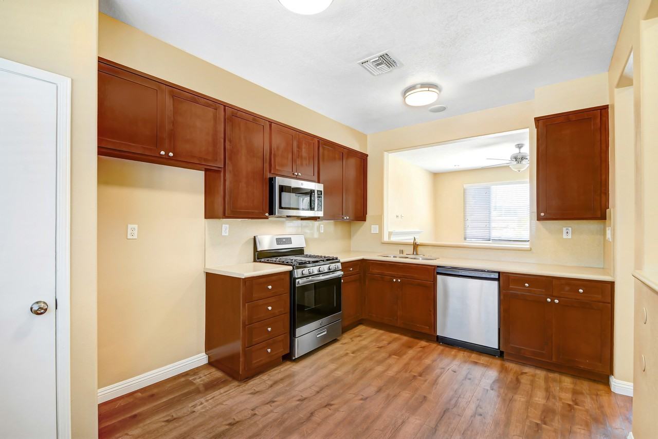 7340 Tradition Pl #NA - Photo 4 of 10