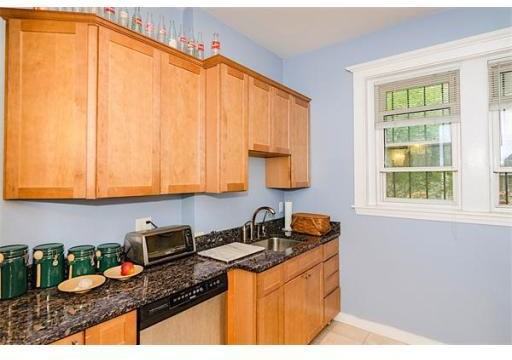 5 Colliston Rd #1 - Photo 5 of 12