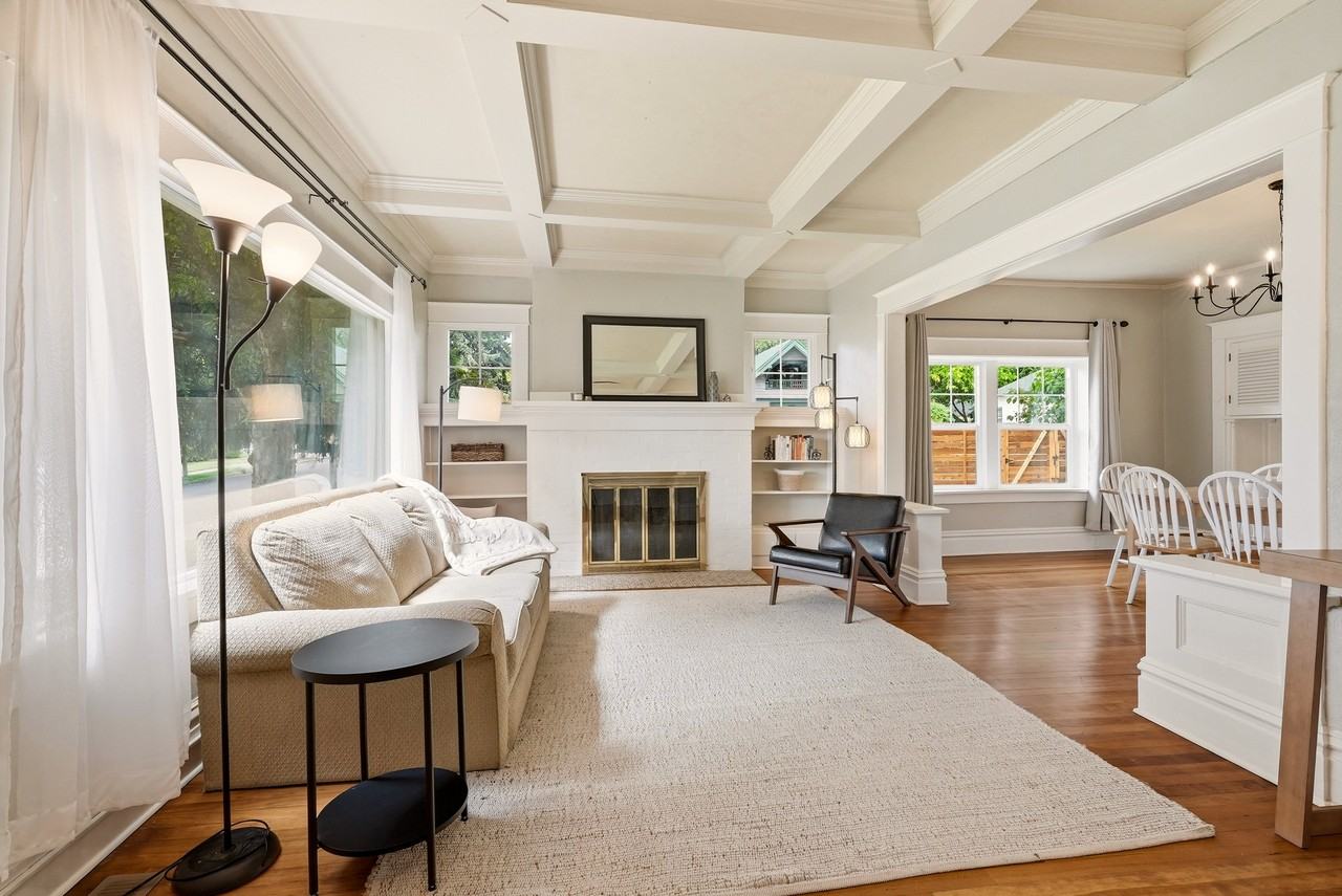 1303 S Ash St #NA - Photo 4 of 34