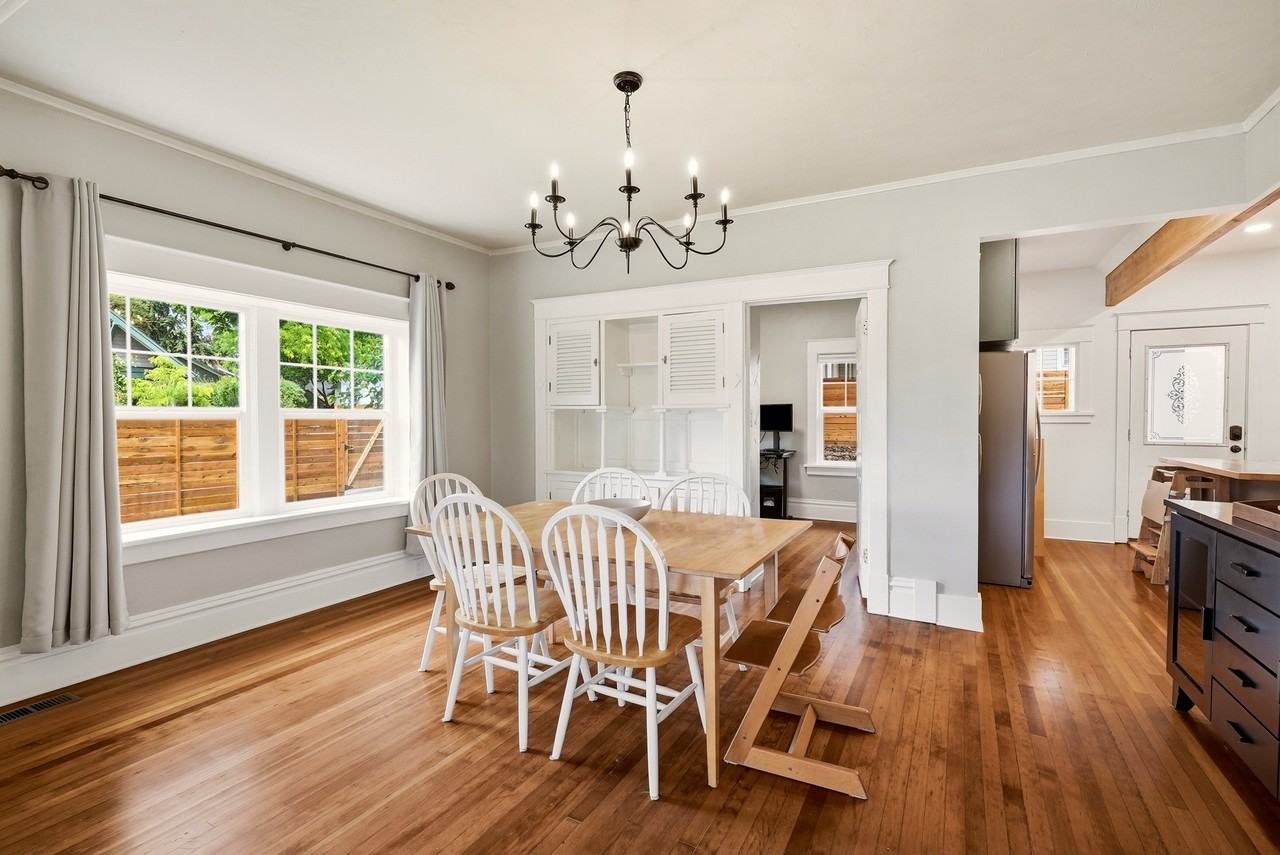1303 S Ash St #NA - Photo 7 of 34