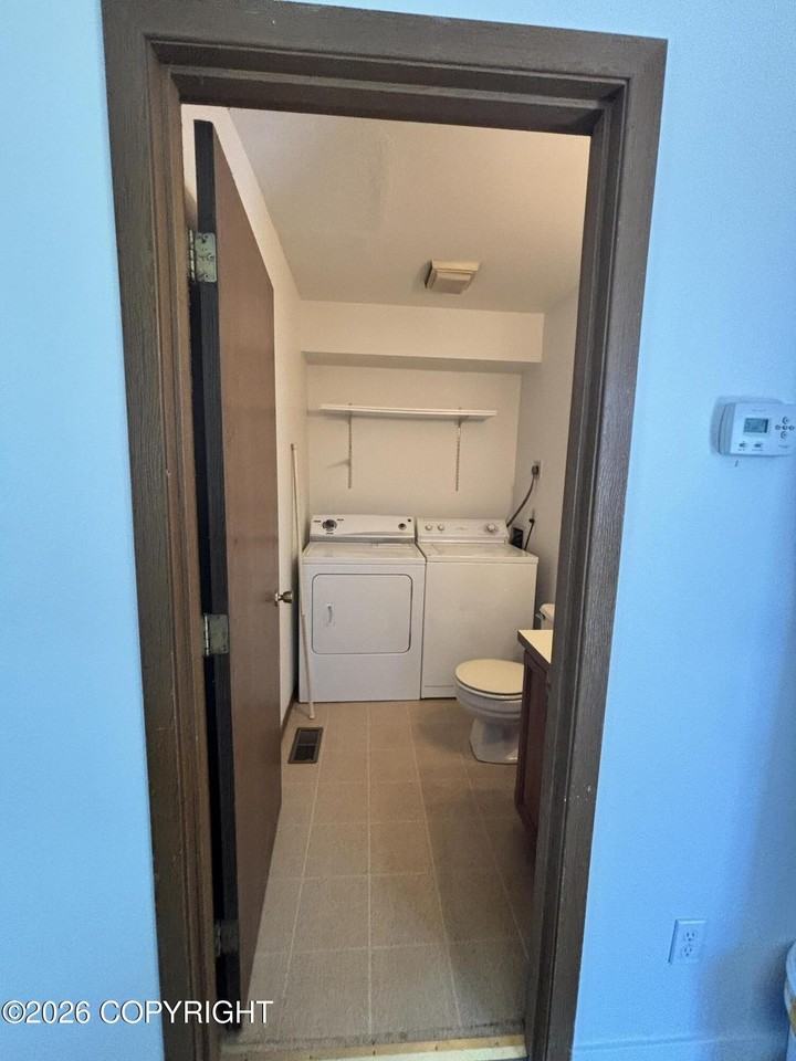 2733 W 69th Ave - Photo 5 of 33