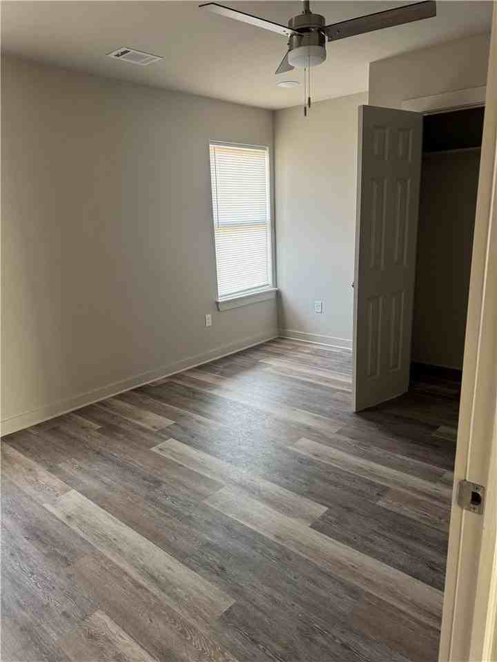 2301 N Center St - Photo 4 of 12