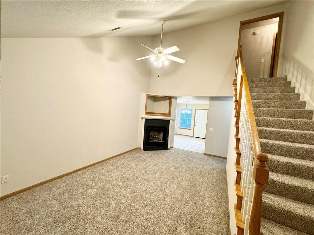 2203 E Cinnamon Way - Photo 4 of 11