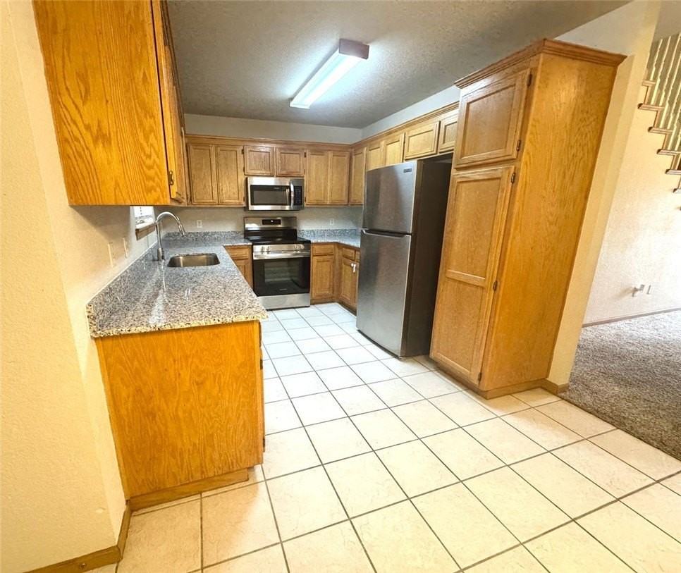 2203 E Cinnamon Way - Photo 5 of 11