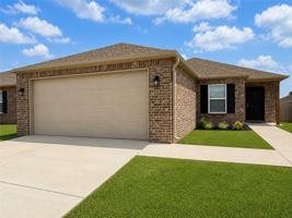 featured image of 831 E Fairlane St