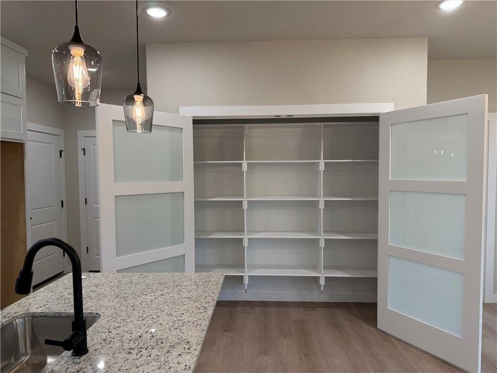77 Shetland Dr - Photo 4 of 15
