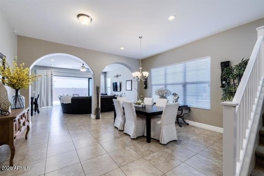 5104 S Salk Ln - Photo 3 of 33