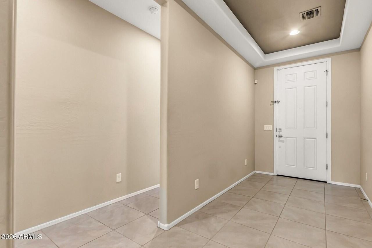 5429 W Lydia Ln - Photo 6 of 50