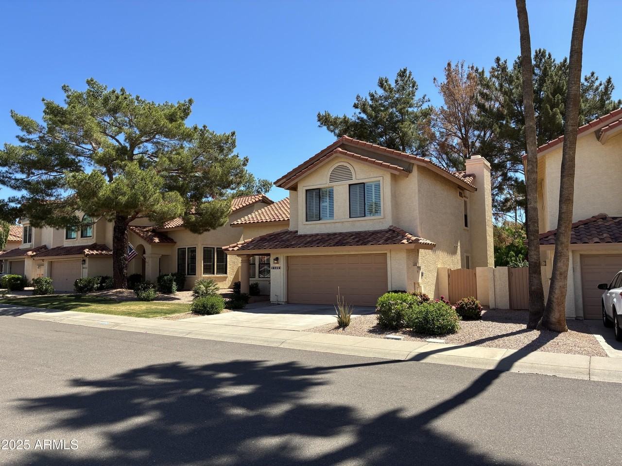 11851 N 91st Pl - Photo 2 of 41