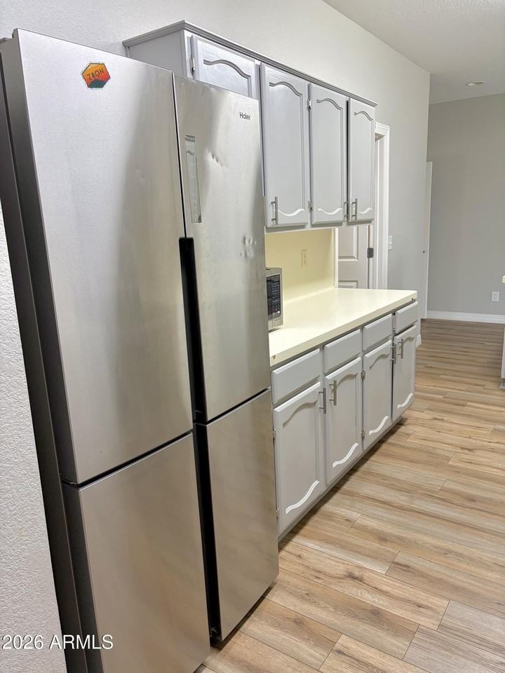 4201 W Soft Wind Dr - Photo 5 of 13