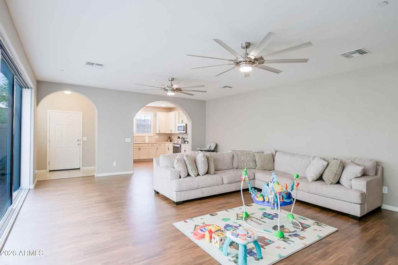 12460 W Hummingbird Ter - Photo 5 of 24
