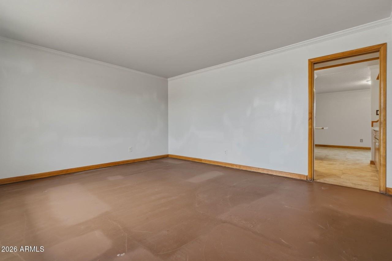 3636 W Keim Dr - Photo 6 of 37