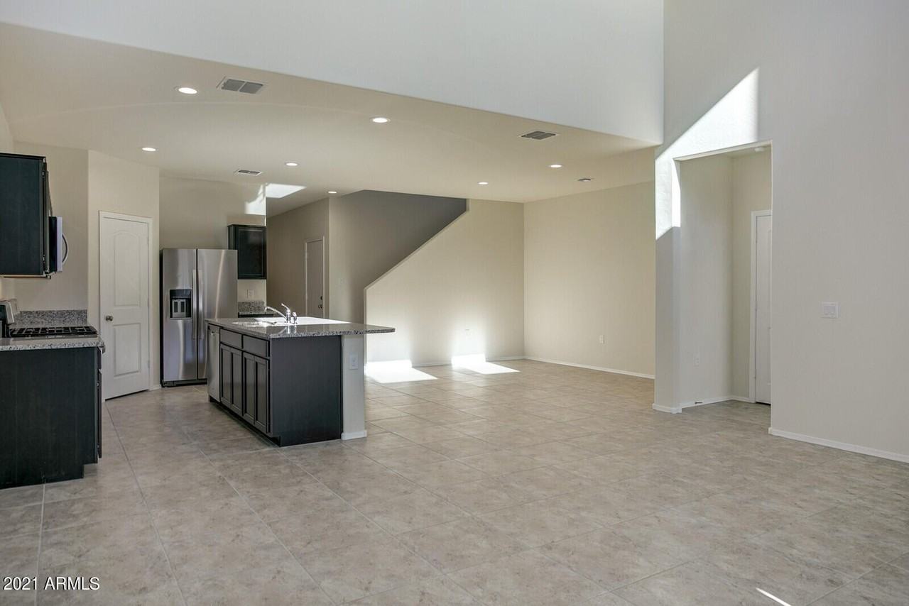3681 N 307th Dr - Photo 4 of 37