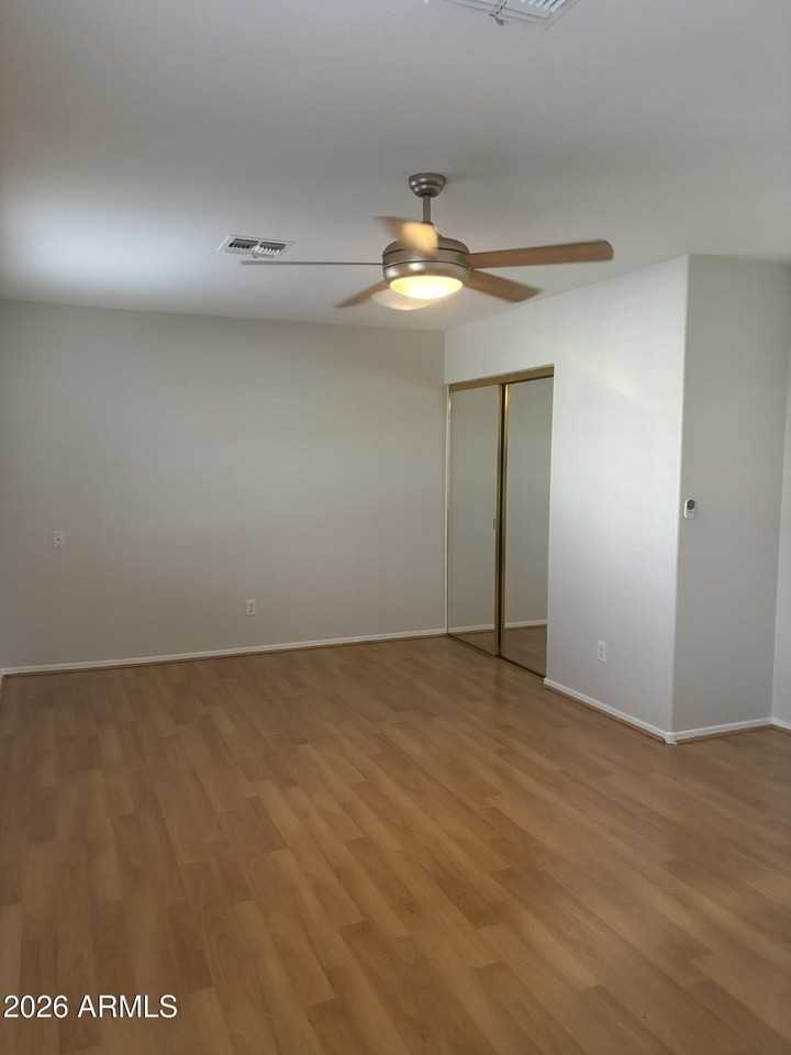 12740 N 58th Dr - Photo 6 of 36
