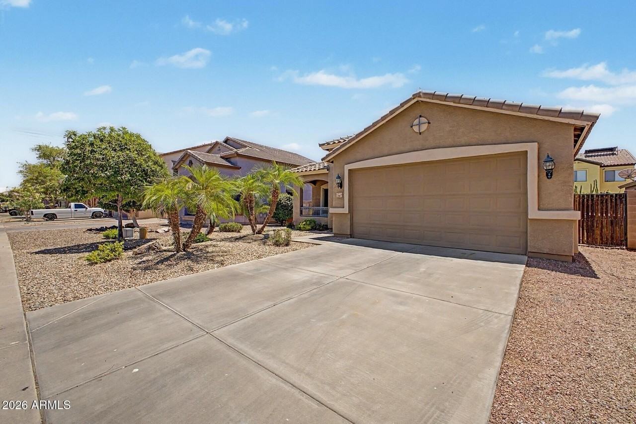 731 W Mesquite Tree Ln - Photo 3 of 33